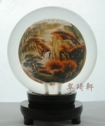 方寸天地，乾坤萬象 翠琦軒水晶內畫鼻煙壺與屏風的藝術魅力